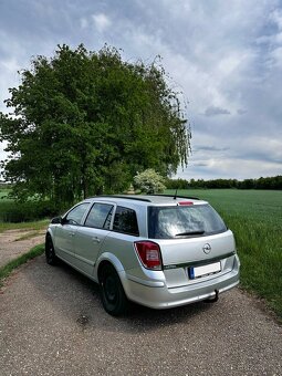 Opel Astra 1.8 r.v.2006 - 2