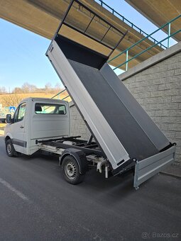 Volkswagen Crafter 3-stranný sklápěč 2.0TDI M6 - 2