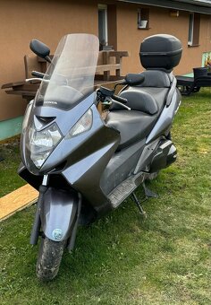 HONDA SILVERWING FJS 400 - 2