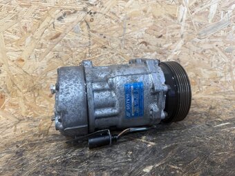 KLIMAKOMPRESOR VW SHARAN 7M3820803B - 2