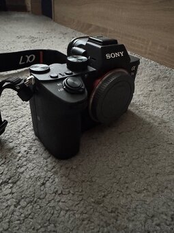 Sony Alpha 7 III - 2