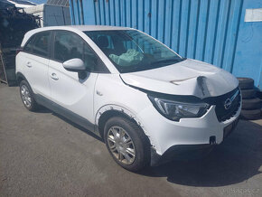 Opel Crossland 1.2 ( EB2FA ) 61kW r.2021 bílá Z40R na náhrad - 2