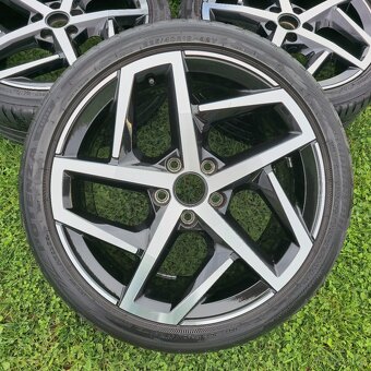 VW Dallas 18" 225/40 Originál - 2