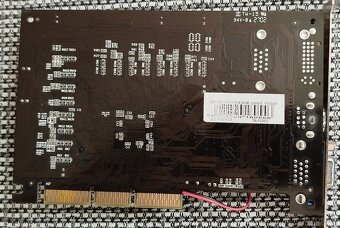 Grafická karta NVIDIA MX440, 128MB, slot AGP - 2