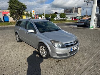 Opel Astra H 1,6Twinport 77kw poloautomat - 2
