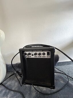 ELEKTRICKÁ KYTARA - 2