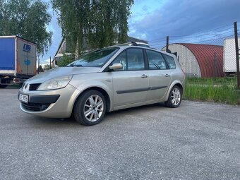 Renault Grand Scenic 1.5 dCi 78kW, 7 míst – pojízdný - 2
