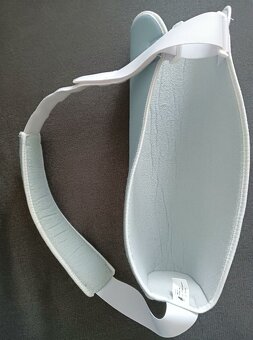 Závěs paže po úrazech - vel. M (140-160 cm výšky postavy) - 2