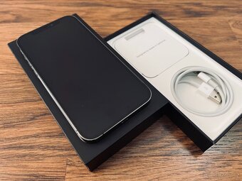  Apple iPhone 12 Pro Graphite 256 GB, top stav - 2