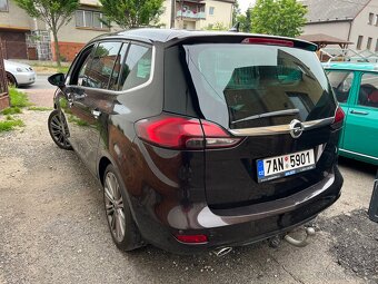 Opel Zafira Tourer 2.0 Cdti/121 kw 7 míst - 2