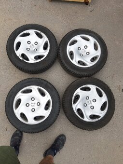 Celoroční pneu na discích 175/65 R14 T - 2