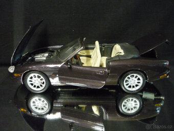 Jaguar XKR S/C Maisto 1/18 - 2
