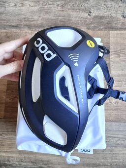 Černo bílá helma POC Ventral Air mips nfc 50-56cm - 2