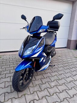 Kymco Super 8 125 NÍZKÝ NÁJEZD - 2