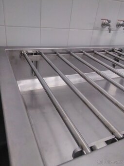 Nerezový multifunkční stůl vana dřez 2x1m - 2