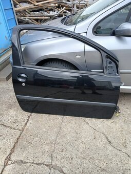 Peugeot 107 Citroen C1 prave predni dvere kompletni - 2