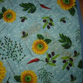 Látkové prošívané prostírání na jídelní stůl - 2