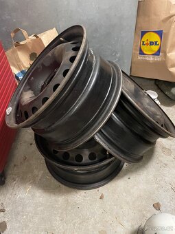 Plechové disky renault 15" - 2