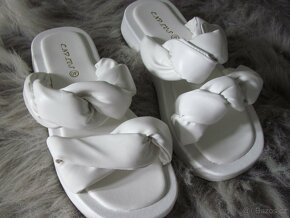 Bílé nazouváky,pantofle vel.40 - 2