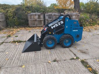 Smykem řízený mini nakladač HARDLYNX W525 - 2