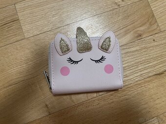 Dívčí batoh zn. Guess + zdarma peněženka - 2