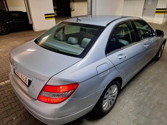 Mercedes-Benz C200 kompressor (W204, 135 kW), stříbrný - 2