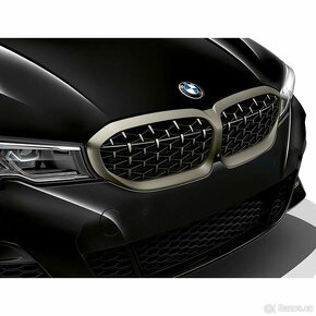 BMW řady 3 model G20/21 přední ledviny - mřížka - 2