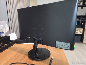 Monitor 24" Samsung S24F350FH - 2