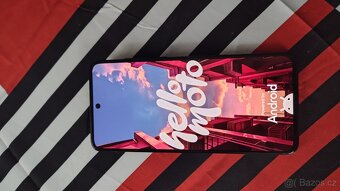 Motorola Moto G84 5G - 2