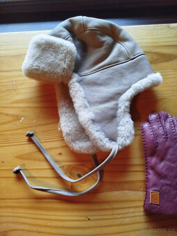 Ušanka + rukavice 7-10 let - 2