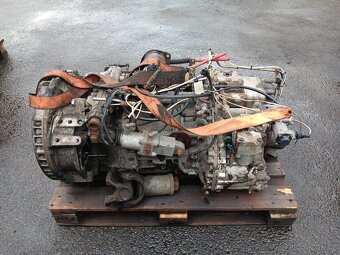 Setra S 315 GT-HD  převodovka - 2