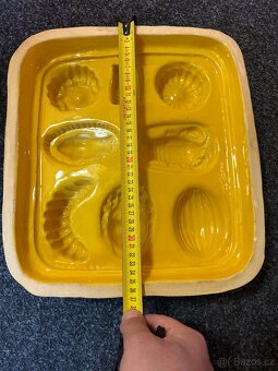 Pečicí keramická forma benešník - 2