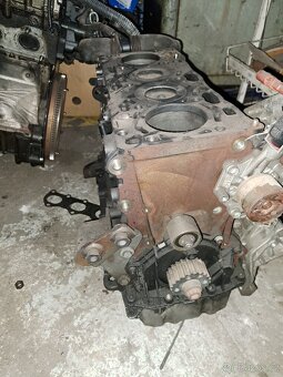 Hlava  blok 1,6 tdi - 2