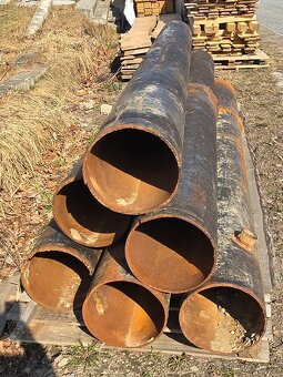 Trubky,Potrubí Bezešvé DN300 - 2