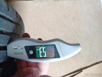 Prodám originál kola Ford Ronal R17 205/50, DOT21, 93V XL - 2
