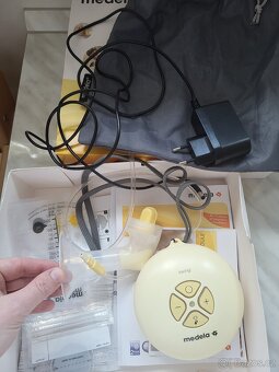 Medela odsávačka mléka - 2