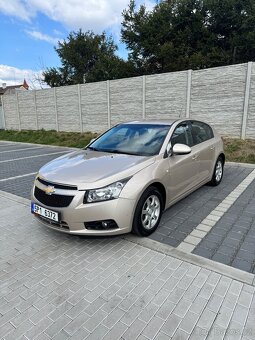 Chevrolet cruze 2.0 120kw diesel 2012 původ ČR - 2