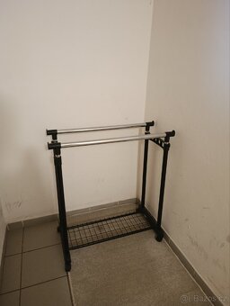 Věšák - 2