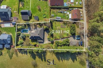 Rodinný dům s apartmánem, bazénem a naprostým soukromím – Ja - 2