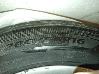 Letní gumy s elektronama 205/55 R16 - 2