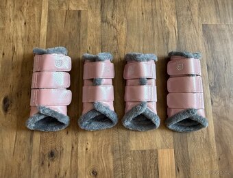 Chranice Equestrian Stockholm pink full - 2