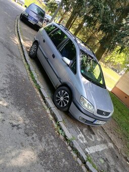 Prodám opla 7 místní .1.8.bencin . - 2