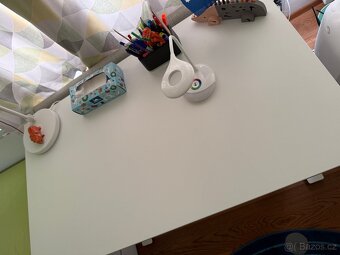 IKEA TROTTEN stůl a stolní deska 120 x 70 cm - 2