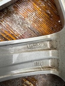 Kola mercedes - 2