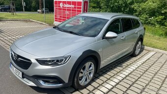 INSIGNIA SPORTS TOURER 2.0d BiTurbo 4x4, 108tis km - 2