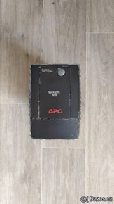 Záložní zdroj APC BX650LI - 2