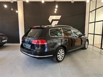 VW PASSAT VARIANT B7 103KW/140HP COMFORTLINE NAVI 2XKOLA - 2