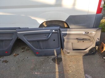 Tapce VW Touran - 2