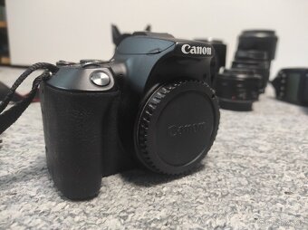 Canon EOS 250d, další příslušenství - 2