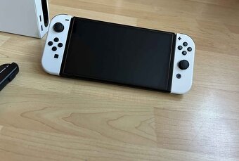 Nintendo Switch OLED - 2